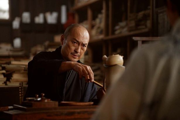 『木挽町のあだ討ち』で篠田金治役の渡辺謙は、柄本佑と初共演となった