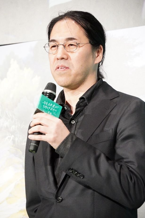 四宮義俊監督は、萩原利久と古川琴音に感謝を伝えた