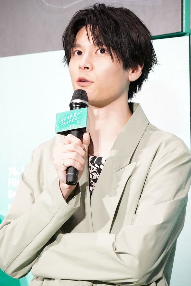 初声優の感想を語った萩原利久