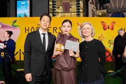 『私がビーバーになる時』ワールドプレミアに登壇したダニエル・チョン監督、芳根京子、プロデューサーのニコル・パラディス・グリンドル(右)