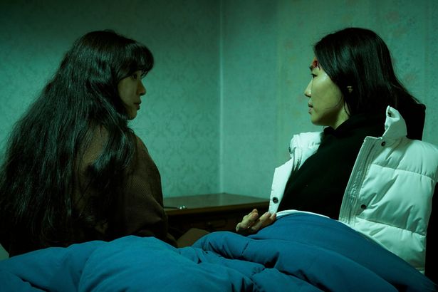 『白い車に乗った女』 場面写真