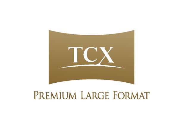 プレミアムシアターではTOHOシネマズ独自規格のラージスクリーン「TCX」を採用
