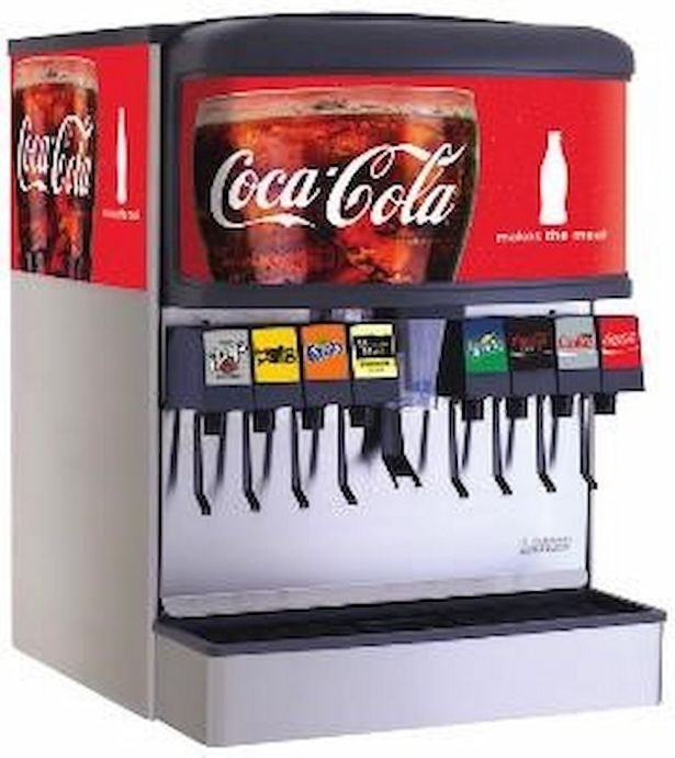 定額でお好きなドリンクがおかわり自由になる「ドリンクステーション」を導入