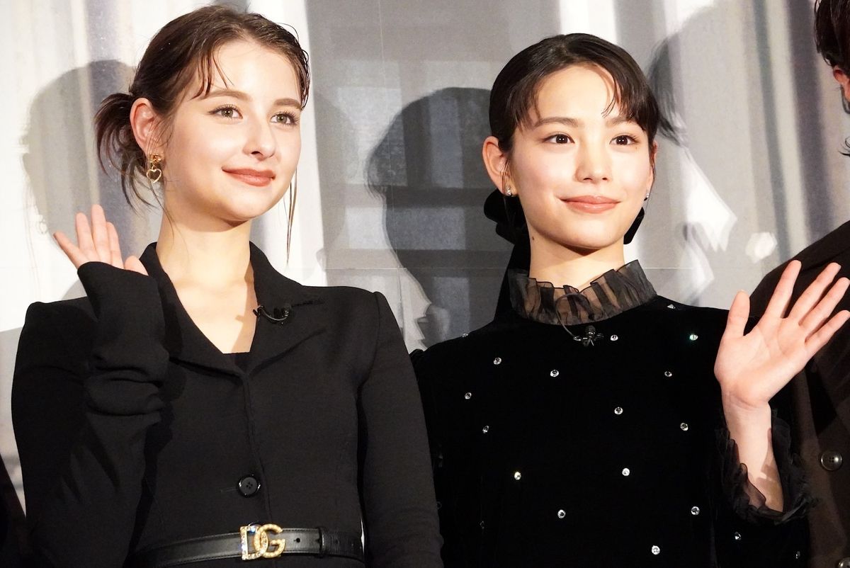 當真あみ＆嵐莉菜、夢追う少女に感涙『パリに咲くエトワール』完成披露