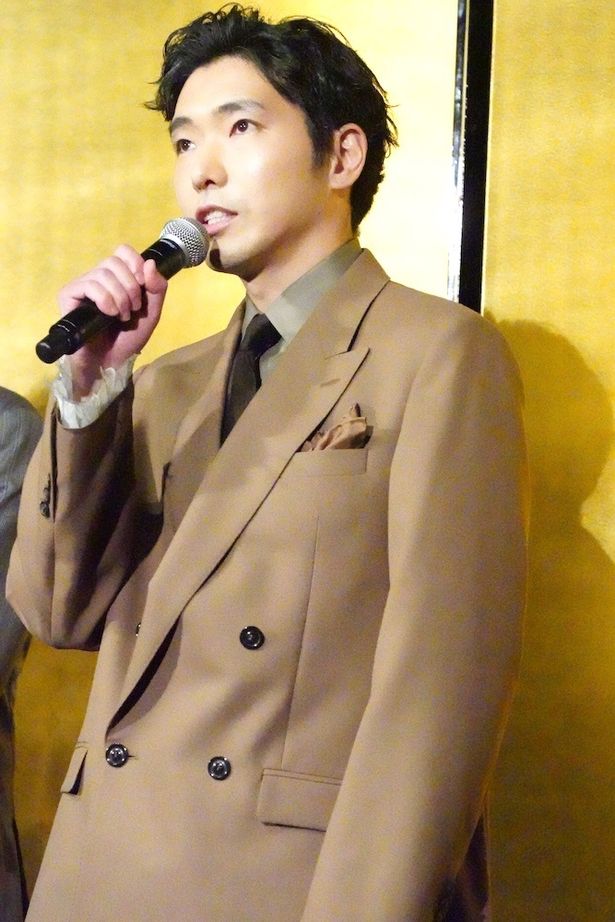 柄本佑が撮影中に気になった渡辺謙の行動とは？