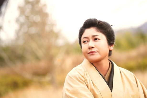 太吉の妻フミを演じる真木よう子