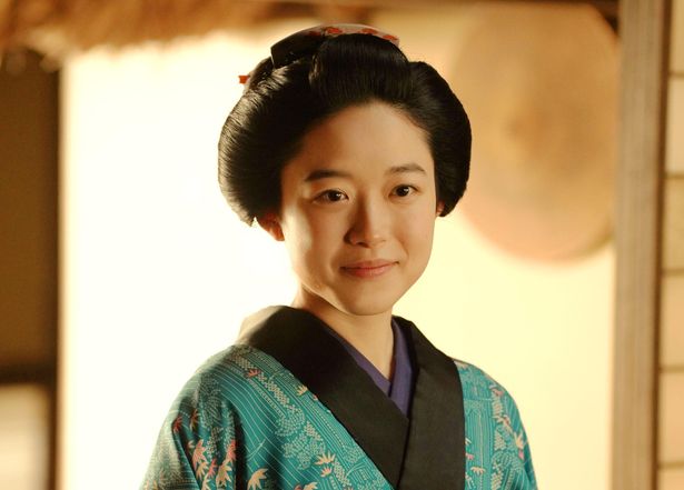 新左の妹・峰を演じるのは「ソロモンの偽証」の藤野涼子