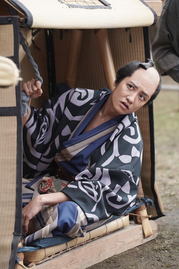 太吉に助けられる青年、新左を演じるのは『佐々木、イン、マイマイン』などでしらえっる藤原季節