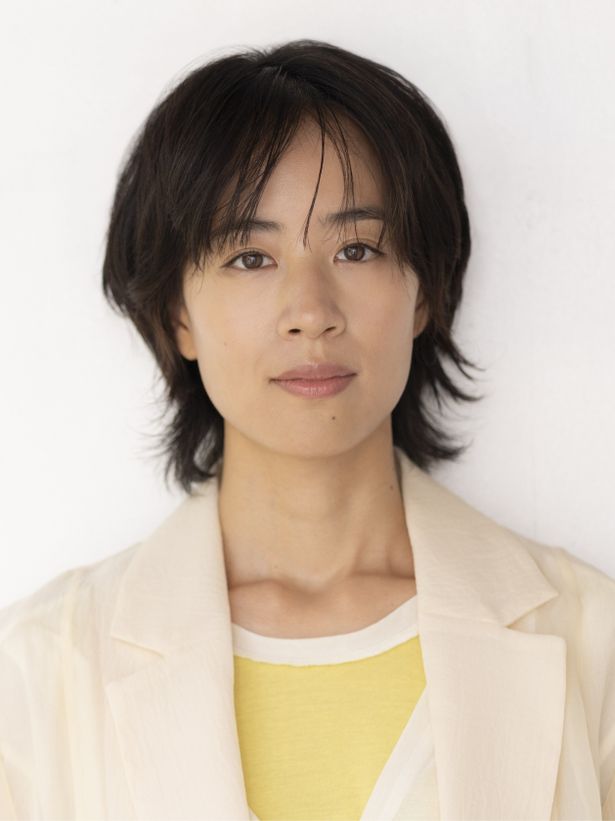 東京から寄子のもとを訪れるキーパーソン、友梨を石橋静河が演じる。