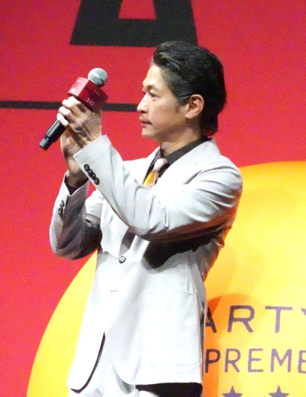 「リスペクト！」と拍手をおくっていた