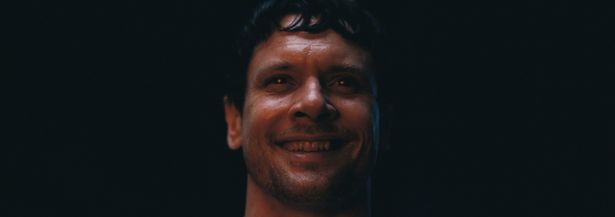 社会現象級のヒットを記録し、アカデミー賞史上最多ノミネートを獲得した『罪人たち』がまさかの…(画像は『罪人たち』より)