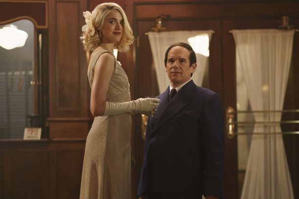 実力派俳優たちのアンサンブルが光る！『ブルームーン』の個性的な登場人物たちを紹介