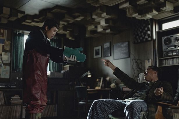 パク・チャヌク監督の最新作『しあわせな選択』は、笑いと居心地の悪さが同時に残るブラックコメディ