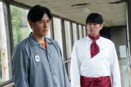 面ライダー生誕55周年記念作『アギトー超能力戦争ー』おなじみの面々や超能力者たちが勢ぞろいした場面写真