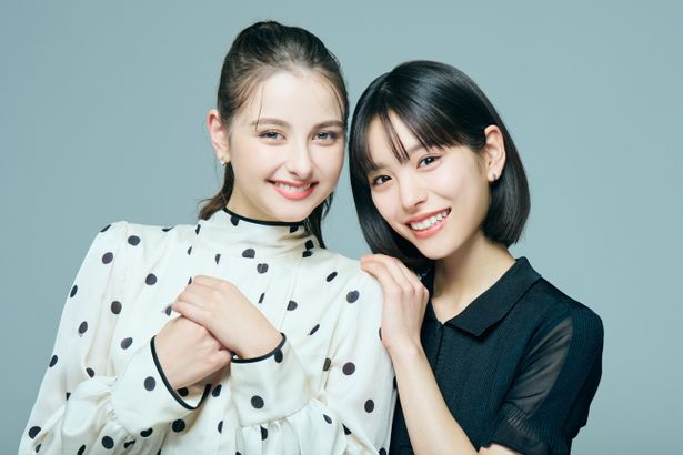 当選　當真あみ 嵐莉菜 直筆サイン B1ポスター パリに咲くエトワール 當真あみ＆嵐莉菜、『パリに咲くエトワール』夢を追う少女に重ねた自分
