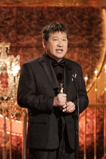 『爆弾』で第49回日本アカデミー賞助演男優賞を受賞した佐藤二朗