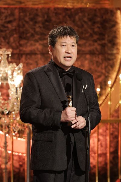 『爆弾』で第49回日本アカデミー賞助演男優賞を受賞した佐藤二朗
