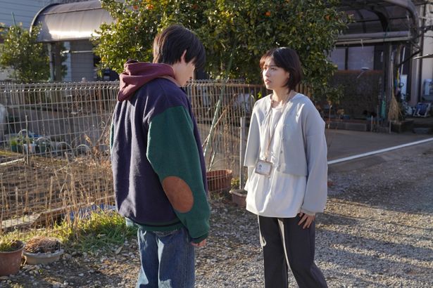 何事にも消極的な佑とぶつかる下村