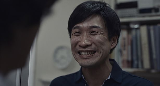 ある出来事がきっかけでコンビニが極限の空間へと変容していく