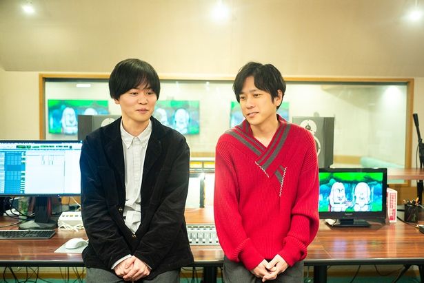  和やかな雰囲気の中でアフレコを振り返る谷口監督と二宮