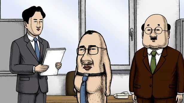 おしりが前にある、ごく普通のサラリーマン・前尻の正体はおしり前マンだった！