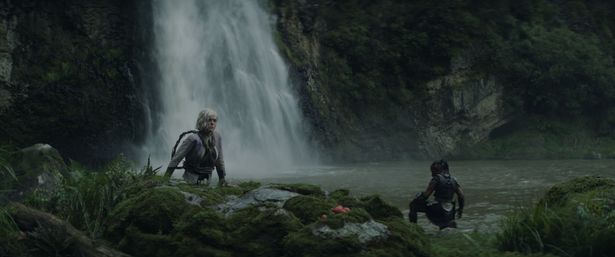 『プレデター：バッドランド』場面写真