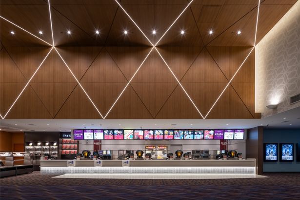 アニバーサリーを迎える15劇場では、年内限定で毎月14日のTOHOシネマズデイが復活中