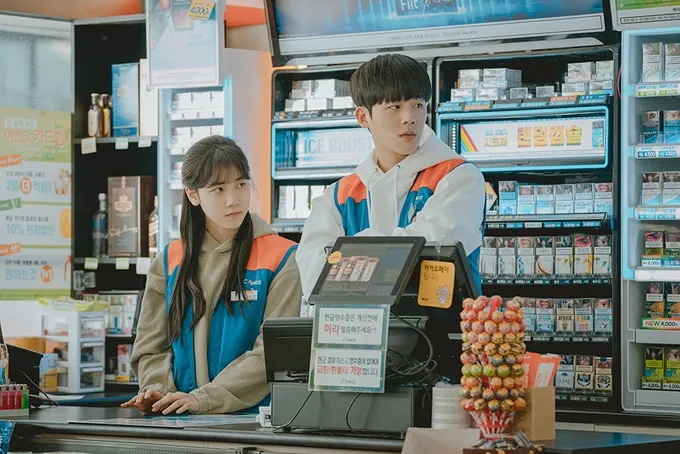 『大丈夫、大丈夫、大丈夫！』ポジティブな主人公イニョンを取り巻く人々の姿を切り取った場面写真