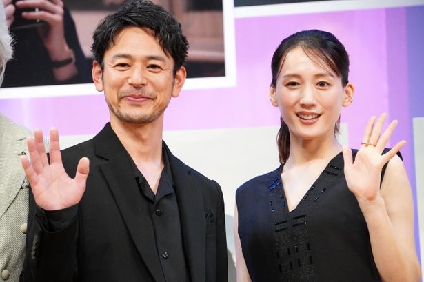 2008年以来、およそ18年ぶりに共演を果たし、夫婦役を演じた綾瀬はるか＆妻夫木聡