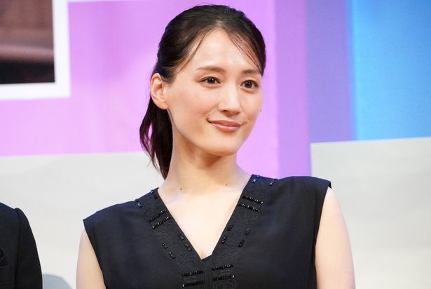 『人はなぜラブレターを書くのか』完成披露試写会の様子