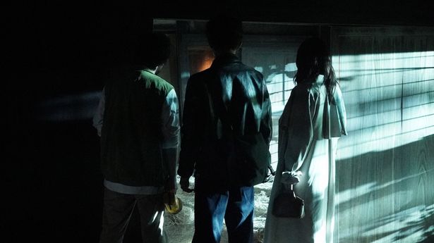 視線の先にあるものとは…？