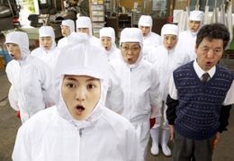 気鋭の若手女優、満島ひかりが珍妙な社歌を大熱唱!!