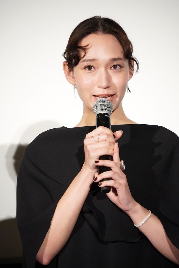 鬼山家のあやかしで、玲夜の元婚約者・鬼山桜子役を演じる白本彩奈