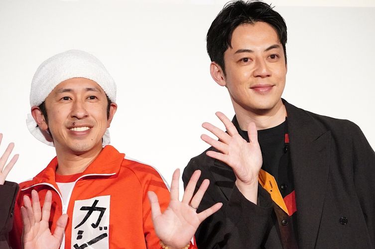 カジサックが声を出して号泣。キングコングの実話が宿る『映画 えんとつ町のプペル』最新作がついに公開