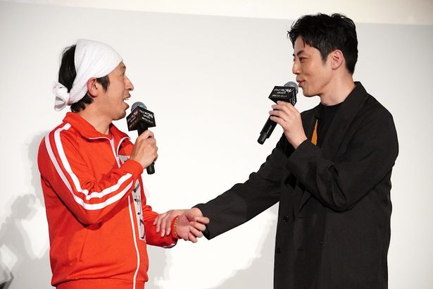 西野亮廣とカジサックのやり取りに、会場も大盛り上がり！