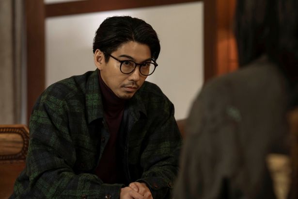 賀来賢人演じる群治