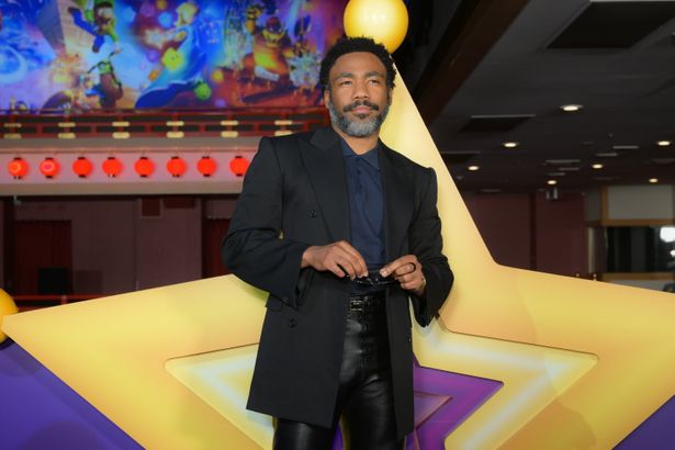 京都南座でのワールドプレミアに登壇したドナルド・グローヴァー