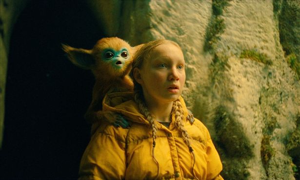 『システム・クラッシャー』や『この茫漠たる荒野で』のヘレナ・ツェンゲルが主人公のユーリを演じている