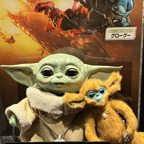 グローグーに寄り添うオチ「守りたくなる……。でも、実はすごく強いってほんと？」