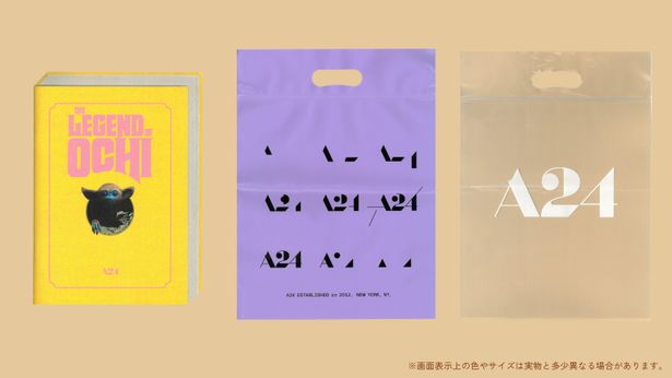 【写真を見る】グラフィックデザイナーの大島依提亜デザインの劇場用プログラム＆A24ショッパー