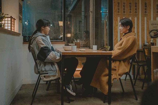 4位は第74回ベルリン国際映画祭で韓国映画として初のクリスタル・ベア賞に輝いた『大丈夫、大丈夫、大丈夫！』