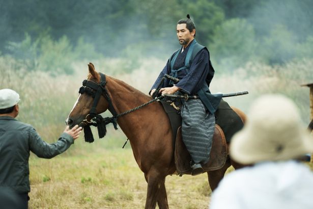 密室のシーンが中心だが、もちろん時代劇らしい野外のシーンも