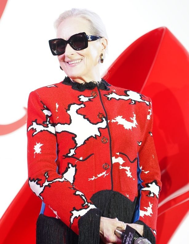 新しい生活に飛び込む若者たちへ、好奇心を忘れずにとアドバイスしたメリル・ストリープ