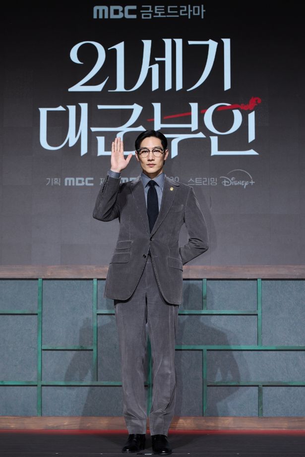 ヒジュとイアン大君の友人でありながら次第に変わっていくジョンウを演じたノ・サンヒョン