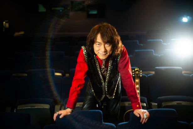 ニール・ダイアモンドの大ファンであるダイアモンド☆ユカイ