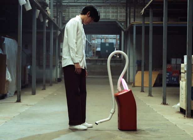 カンヌ批評家週間グランプリ受賞！『ユースフル・ゴースト』が日本上陸