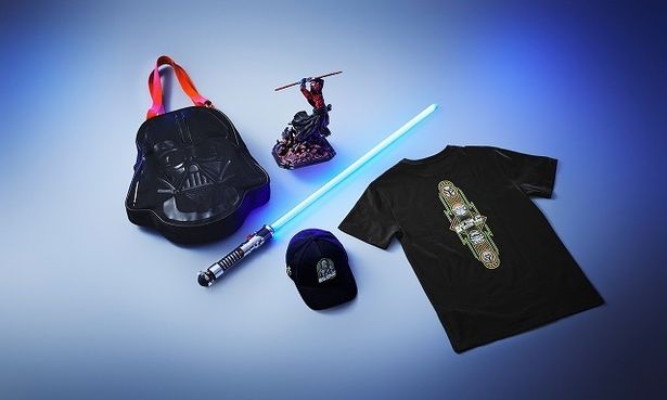 ディズニー公式オンラインストアやディズニーストア.jp、ディズニーストアなどで様々なグッズが発売