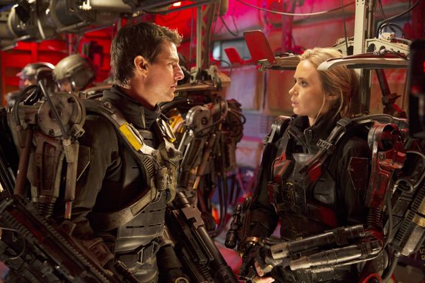 『オール・ユー・ニード・イズ・キル』ではアクション女優としての才能も披露！