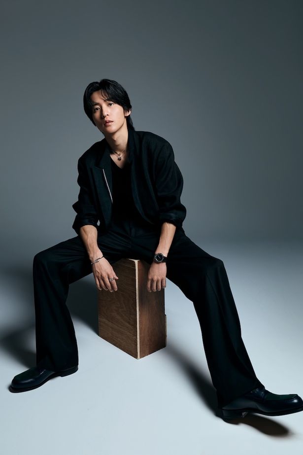 Snow Manのメンバーに、家族のような温かさや絆を感じる瞬間は？