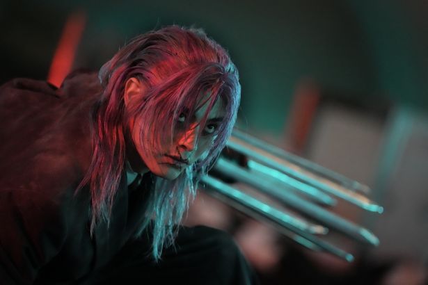 鹿島役を塩野瑛久が演じる